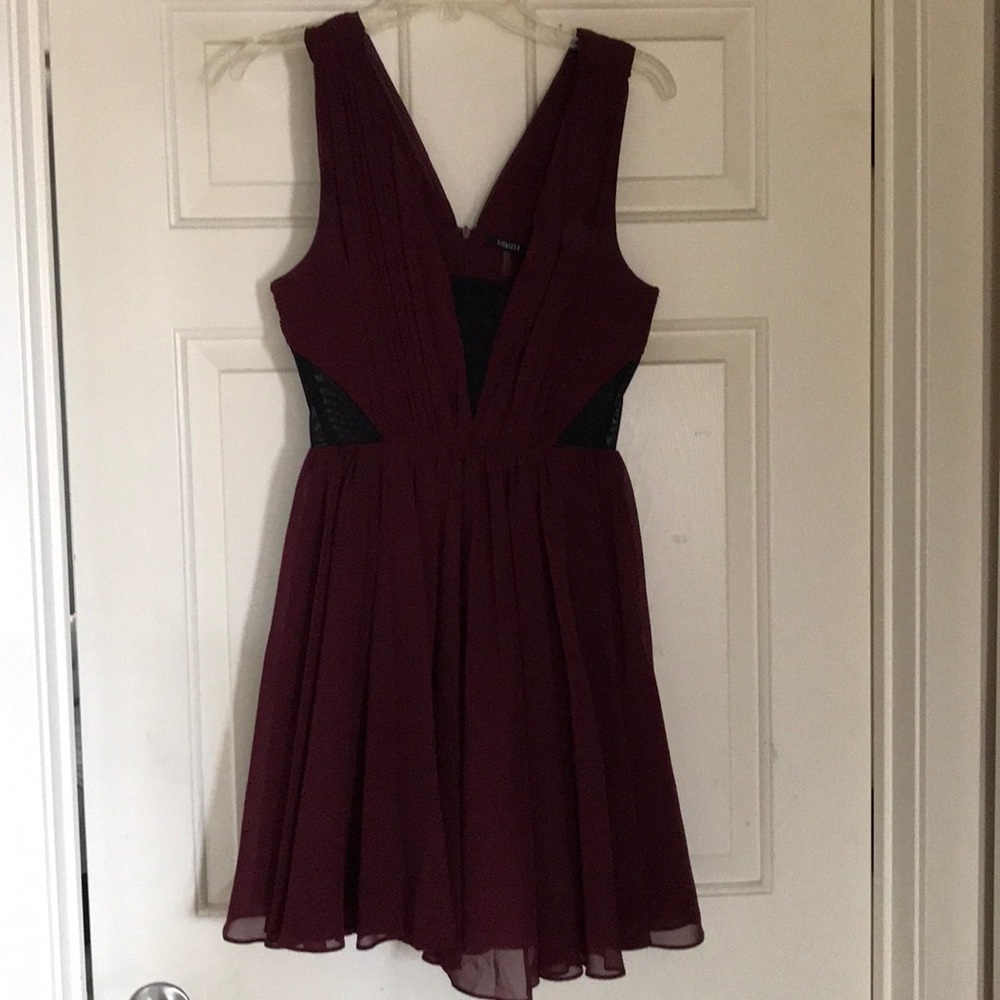 Homecoming, Semi-Formal Dress